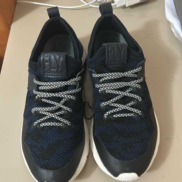 Fly London Sneakers Shoes.Good condition.Size 38,dark blue - Picture 1 of 7